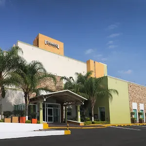 *** Hotel Staybridge Queretaro By Ihg México